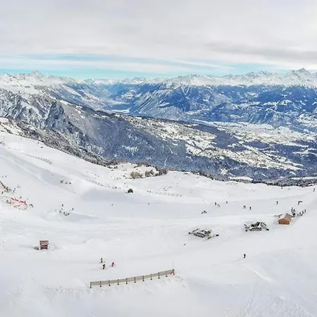 Le Manoir De Champlan Frühstückspension Grimisuat